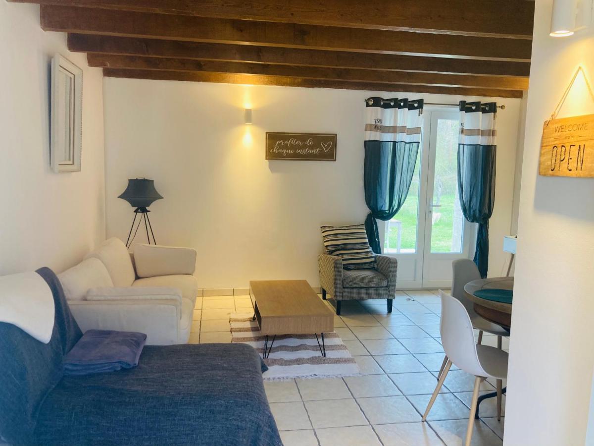Petite Maison A La Campagne Saint-Germain-des-Fosses Eksteriør billede